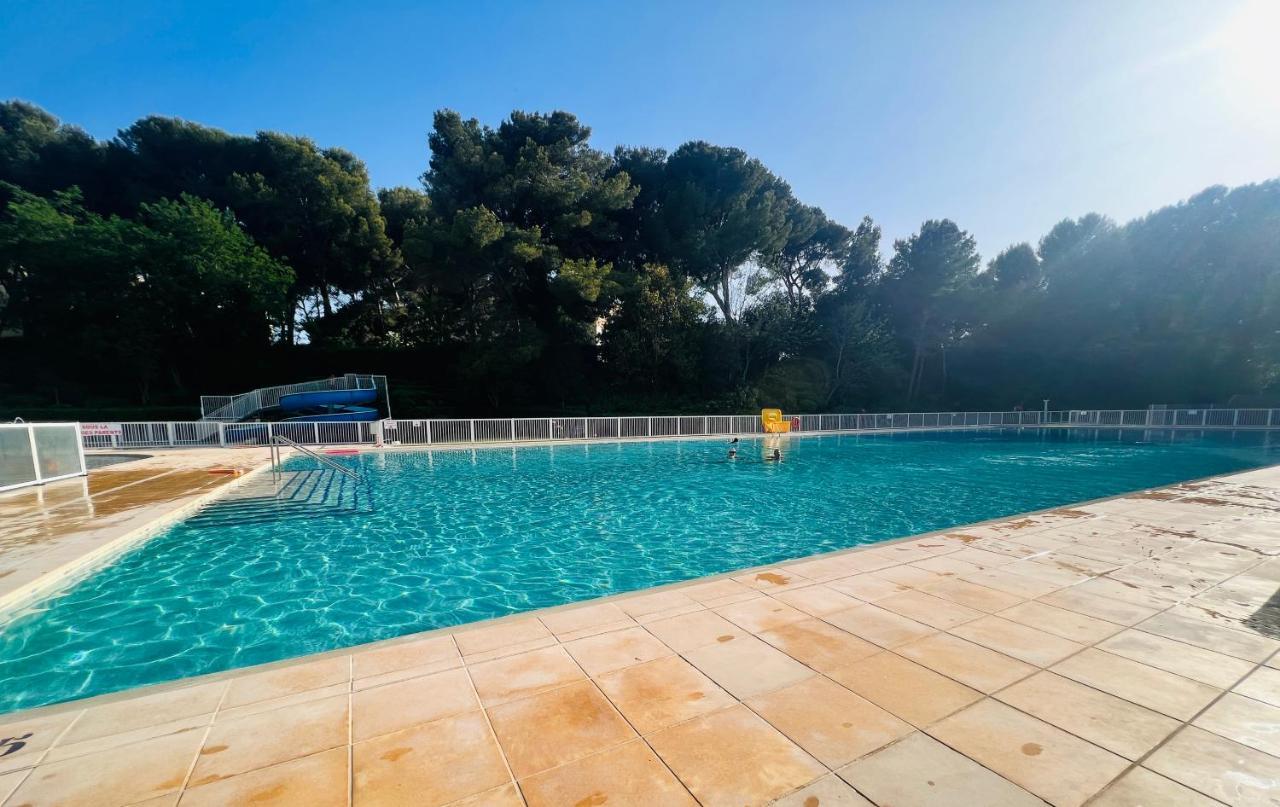 Domaine de La Coudouliere, Vue Mer, Plage, Piscine et Parc Six-Fours-les-Plages Extérieur photo